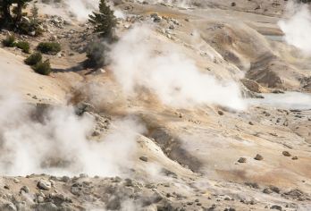 北海道登别地狱谷、洞爷湖、熊牧场、有珠山全景一日游【登别地狱谷+洞爷湖八景&展望台+羊蹄山】