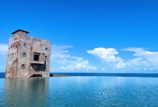 私家小团＃包车一日游｜汕尾海上古堡+风车岛+浮日湾+二马路【私家小团｜旅途轻松自在，全程司机兼向导服务】