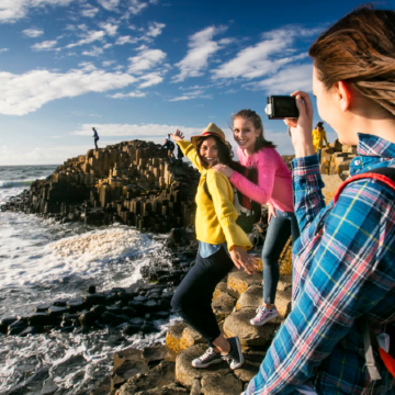 巨人之路+黑暗树篱+贝尔法斯特一日游【都柏林往返+英文司导】