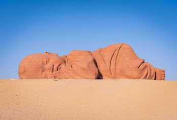 敦煌莫高窟一日游-莫高窟+大地之子+敦煌古城+鸣沙山月牙泉【青甘地区景点，顺序可调】