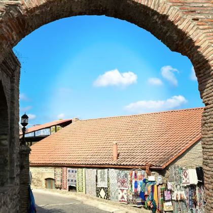 格鲁吉亚西格纳吉+博德贝修道院+圣乔治教堂|古城墙的浪漫巡礼