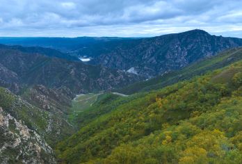 哈达门国家森林公园一日游【直通车·每日2班 含门票·景交】【哈达门高山草原、峡谷森林、天然氧吧】