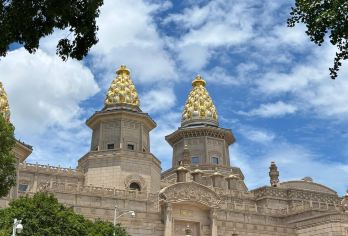 无锡灵山胜境+沾花湾+灵山大佛+惠山古镇包车一日游可英文服务【提供多语种服务、全程专车接送、热门景点门票代订一站式旅行服务】