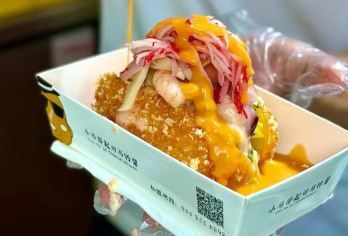 【鼓浪屿特惠】鼓浪屿往返船票+人工讲解+旅游巴士接站定点集合【鼓浪屿一日游，轻松便捷，省时省力，船票一站式搞定，导游讲解360度玩转鼓浪屿】