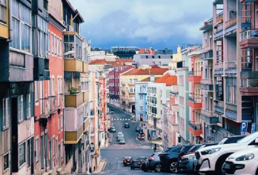 葡萄牙里斯本市区-文艺街区风情线-可全境包车-精选【专属客服和本地中文司机，一家一团包车】