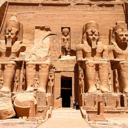 埃及阿斯旺阿布辛贝勒神庙一日游