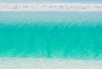 昆仑山口+无极龙凤宫+玉珠峰冰川+可可西里一日游【包车游】【1，达人带队，精选线路，深度体验，创新玩法，贴心管家，摄影帮手，路上美景随走随停！】