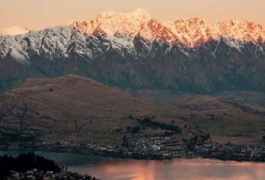 新西兰皇后镇缆车+鸟类生态公园 +蒸汽船｜私人订制｜可多日【尊享一对一高端行程定制，多日豪华包车专属礼遇，专业旅行顾问24小时恭候垂询。】