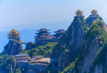 老君山景区一日游【纯玩无购物 单车费 可早晚班】【[优选景区]: 游世界地质公园、国家AAAAA级旅游景区-老君山，让您不虚此行；】