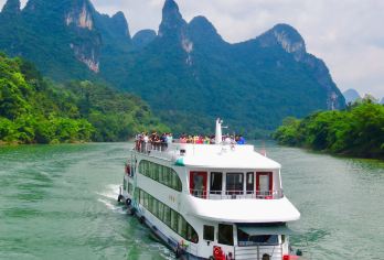漓江三星游船+银子岩一日游【桂林酒店接/纯玩休闲游】【旅游专线车/桂林酒店接送 /多个套餐路线选择/纯玩休闲游】
