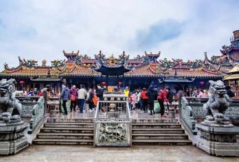 厦门出发：泉州开元寺+浔埔村+西街一日游【可选中/英导游】v【专车接送，环游世界，畅游90+国家地区，900+城市】