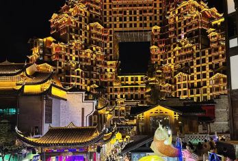 张家界七十二层楼-土家风情园-白羊古刹-天门山索道日游【中文包车，定制服务，安心自由】