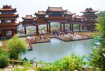 威海市畅游亲子/银发/情侣【可私定|包车+导游|翻译等服务】【中文司机】