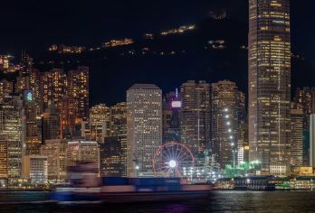 香港一日游： 打卡经典景点 可定制|导游|多语种地陪|包车【提供多种语言导游，地陪，翻译，沟通无碍，深度体验，行程可调 可定制】
