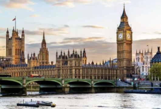 伦敦威斯敏斯特教堂+大英博物馆+肯辛顿宫+天文台+游船一日游【王室专属教堂，建筑宏伟，葬有众多名人，文物丰富。】