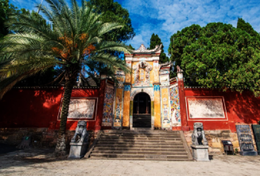 奉节白帝城·瞿塘峡景区＋三峡之巅 包车游 【奉节出发】【说走就走的旅行，真正的无购物无隐形消费，包含用车、可加订专业导游，让您的旅途更精彩！】