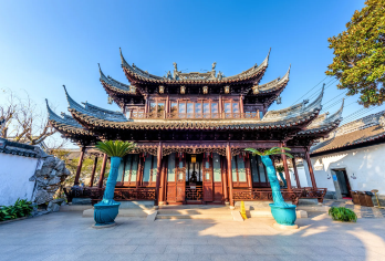 【上海徒步一日游】导游带队讲解【导游包团服务，行程可定制，有包车服务，如果有需要，下单请联系客服。】