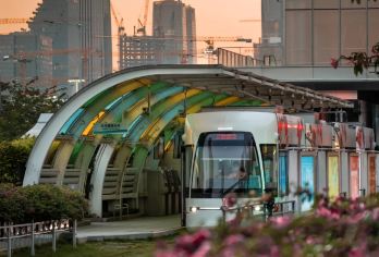 广州1日游私家包团+乘坐有轨电车+北京路步行街+白云山+沙面【私家旅行：一单一团，不拼客，专属旅行、品质服务：小车上门接送，专职司机护航】