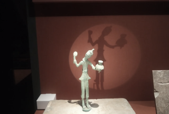 【浪漫长沙】湖南博物院+长沙橘子洲+岳麓山+爱晚亭一日游【[100%纯玩无购物]全程0购物点.违约现场赔付十倍。】