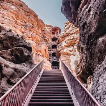 平山湖大峡谷半日游【可选3人小团或6人团/含接送/早中2班】