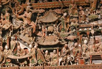 蓝田水陆庵壁塑博物馆+西安千古情一日游【一览古代雕塑艺术】【穿越古今之水陆庵——三千七百余尊泥塑，叹古代工匠艺术之美】