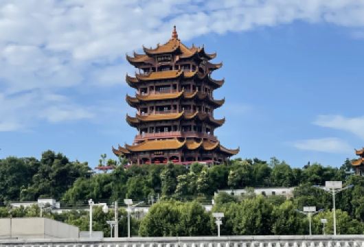 【金牌说】黄鹤楼讲解 2.5H可含票 大咖领讲 小团深度讲解【[金牌导游讲师团]他们博古通今，幽默睿智，善于挖掘文物背后的故事，用有趣的方式还原历史真相；】