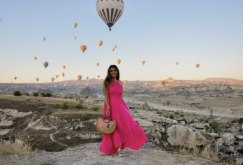 卡帕多西亚爱情谷格雷梅观景点追热气球+语音导览【搭配各种语言的语音导览，在欣赏美景同时也能了解风土人情、历史文化。】