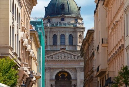 匈牙利布达佩斯市区-布达城堡-渔人堡等网红景点-包车-精选【专属客服和本地中文司机，一家一团包车】