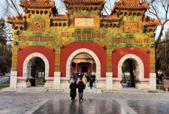 孔庙国子监导游讲解【一家一团人工深度导游讲解】【[品质保证]:纯玩品质，全程无购物无自费，真正的安心游】