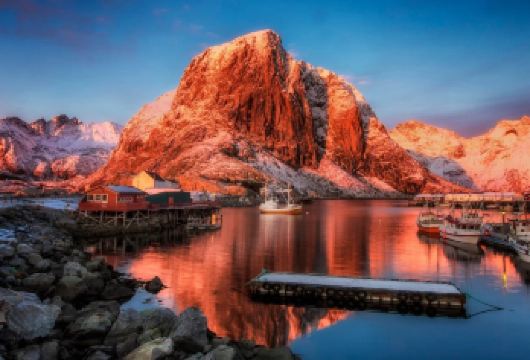 雷讷Henningsvaer Stadium+罗弗敦群岛私人【精品包车，私享空间，上门接送，轻松出行】