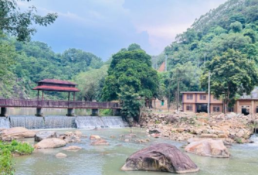 潮州出发饶平包车一日游｜打卡道韵楼+青岚怪臼谷国家地质公园【[接送范围]潮州市区可上门接送，超出区域需加收费用，可咨询在线客服】