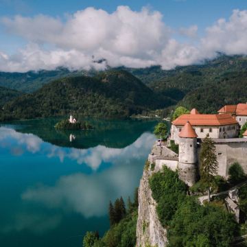 卢布尔雅那老城+卢布尔雅那城堡+布莱德湖+布莱德城堡包车一日