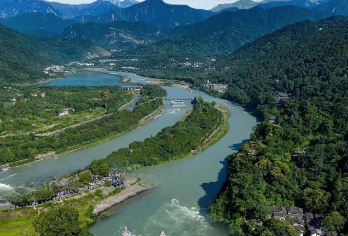 青城山+都江堰+南桥夜景纯玩一日+双景区讲解可选2-8人小团【[自营纯玩]打卡都江堰+青城山】