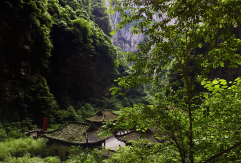 重庆武隆天生三桥+蚩尤九黎城一日游【VIP包车私家团包接送】【私家团一价全含 纯玩无套路 无任何隐形消费】