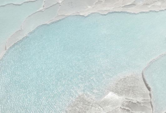 从安塔利亚出发：棉花堡+萨尔达湖一日游【可选含门票】【打卡萨尔达湖，邂逅白岸碧湖，沉醉土耳其马尔代夫般纯净湖光与治愈氛围】