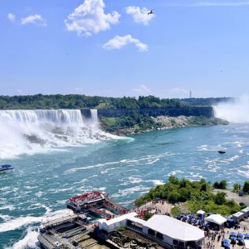 美国布法罗往返-尼亚加拉瀑布-雾中少女号游船【市区酒店接送】