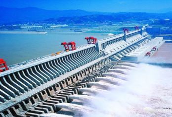 三峡大坝旅游区+网红G348国道一日游【私家包车独立小团】【一天时间，领略三峡大坝的磅礴工程与G348国道的美丽风光】