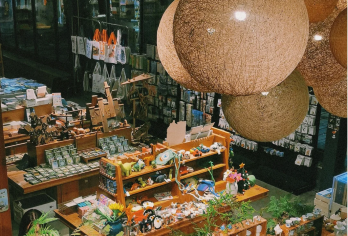 重庆三峡博物馆+李子坝+北仓文创园+观音桥一日游【中文包车，定制服务，安心自由】