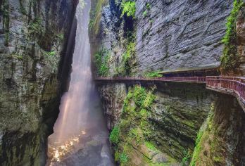 816工程+白鹤梁博物馆+武陵山大裂谷纯玩包车自由行一日游【重庆本土旅行社无惧任何对比模仿，车辆运营证件齐全、车新车况优良，只为您少一份旅途疲劳。】