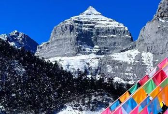 香格里拉巴拉格宗一日游含门票+环保车+香巴拉佛塔+免费接送【独克宗古城外东门、北门免费接送、纯玩无购物】