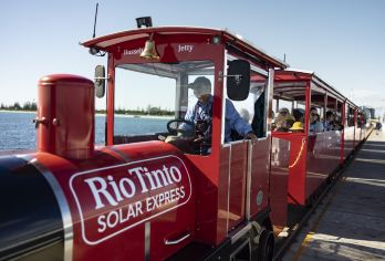 西澳大利亚珀斯玛格丽特河一日游 休闲吃喝看景2不误 含小火车【行程不赶，足够时间尽享巴萨尔顿栈桥】