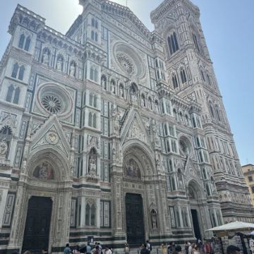 意大利佛罗伦萨-米开朗基罗-圣米尼亚托教堂-广场包车-精选