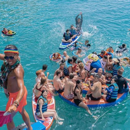 芽庄：漂浮酒吧派对跳岛游