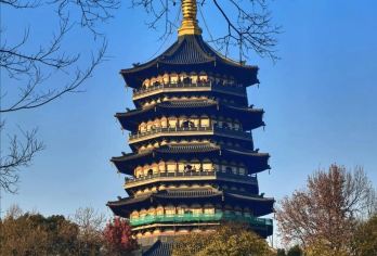 【拼小团】雷峰塔+西湖环湖游船精讲【[西湖美景]打卡雷锋夕照、环湖游览西湖全景】