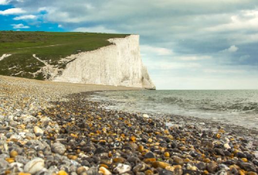 英国伦敦往返+布莱顿海滩+七姐妹白崖【全境热门路线定制】【[全程无忧出行]包车配备专属车辆，行李存放安全便捷】