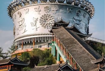 贵州西江千户苗寨包车一日游【本地司导接待+全程独立包车】【千户苗寨醉烟霞，吊脚楼前品万家。】