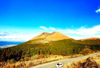 日本熊本+阿苏山+草千里+熊神社+高千穗峡-经典火山行程【专属客服和本地中文司机，一家一团包车】