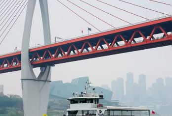 【亲子游】动物园+科技馆+渣滓洞+磁器口+嘉陵江轮渡一日游【亲子游线—红岩文化与重庆城市特色结合，一站式了解重庆这座城市；】