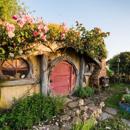 新西兰奥克兰往返：霍比特村+蓝泉+汉密尔顿 中文包车行程可调