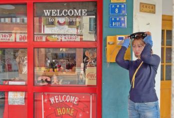 厦门八市+沙坡尾一日游【市井民国老茶楼 海鲜私厨 私家团】【[老厦门市井生活体验]当一个本地人，逛菜市，走渔港，吃本地人欣赏的私房菜，品百年茶楼闽南工夫茶；】